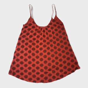 Urban Romantics Red Floral Sleeveless Split Hem Blouse Women’s Size Small